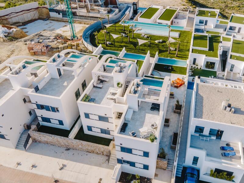 3 bedroom Apartment for sale