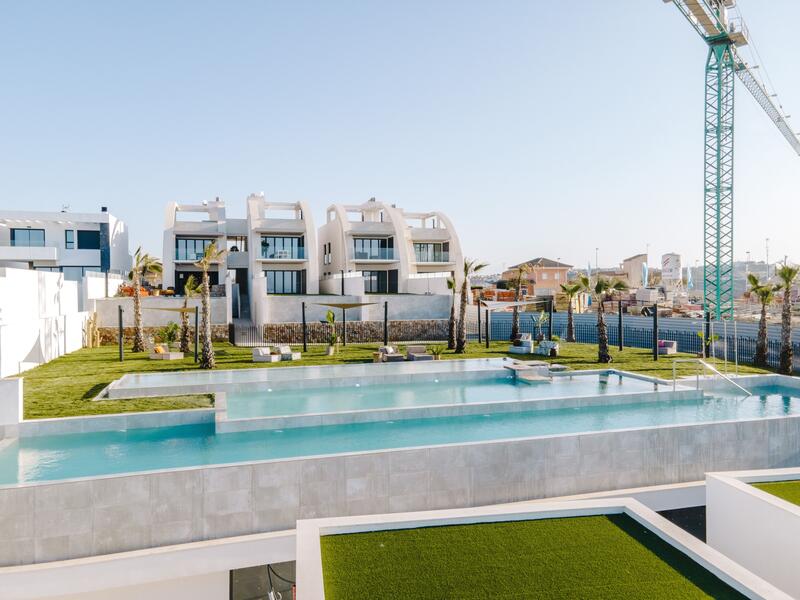 3 bedroom Apartment for sale