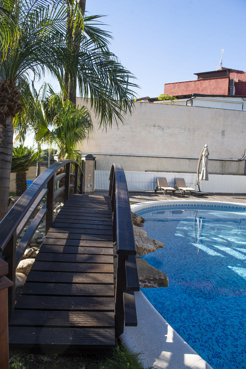 5 bedroom Villa for sale