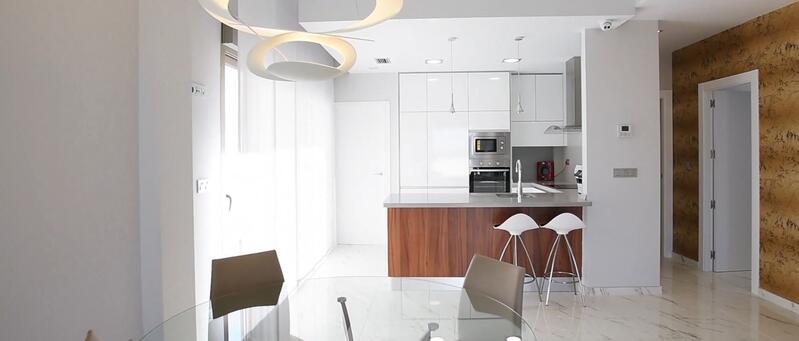 3 bedroom Apartment for sale