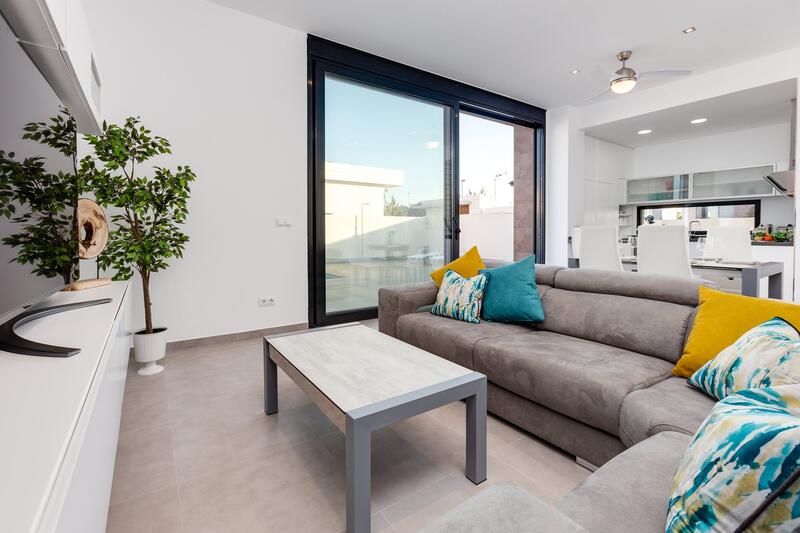 3 bedroom Apartment for sale