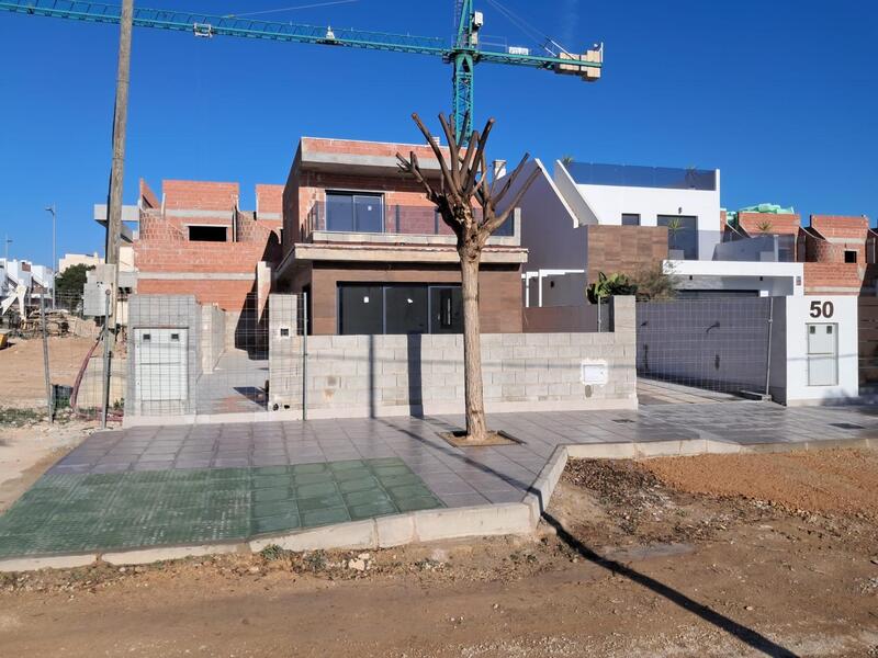 3 slaapkamer Villa Te koop
