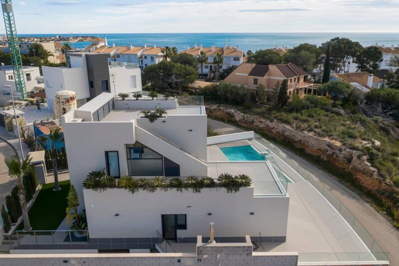 4 bedroom Villa for sale