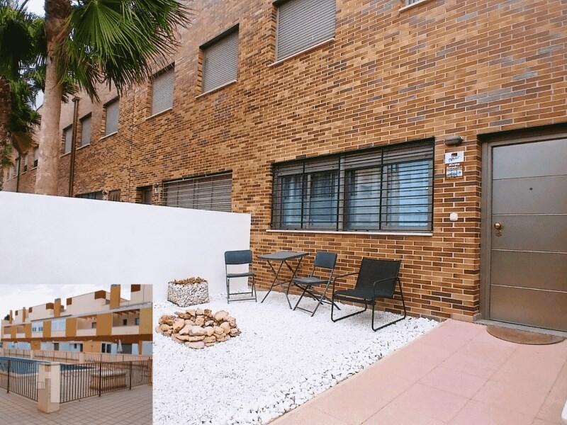 2 bedroom Townhouse for sale