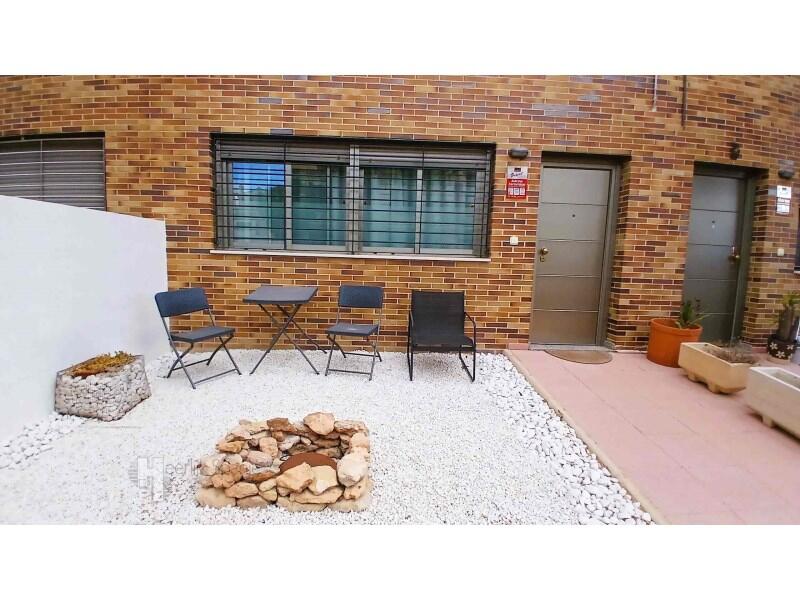 2 bedroom Townhouse for sale