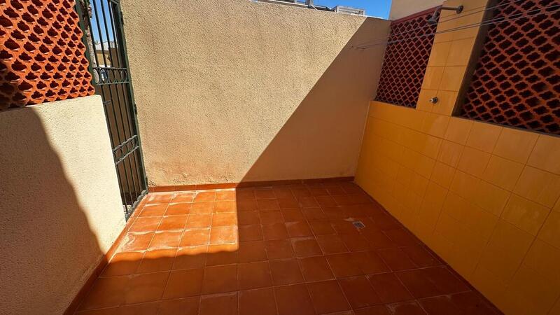 3 bedroom Townhouse for sale