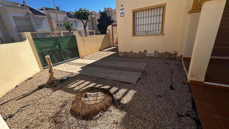 3 bedroom Townhouse for sale