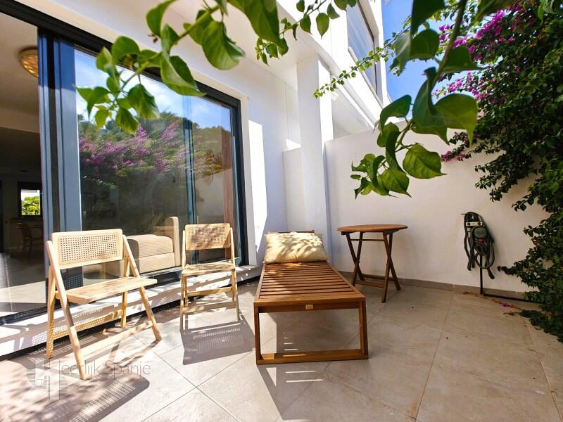 3 bedroom Apartment for sale