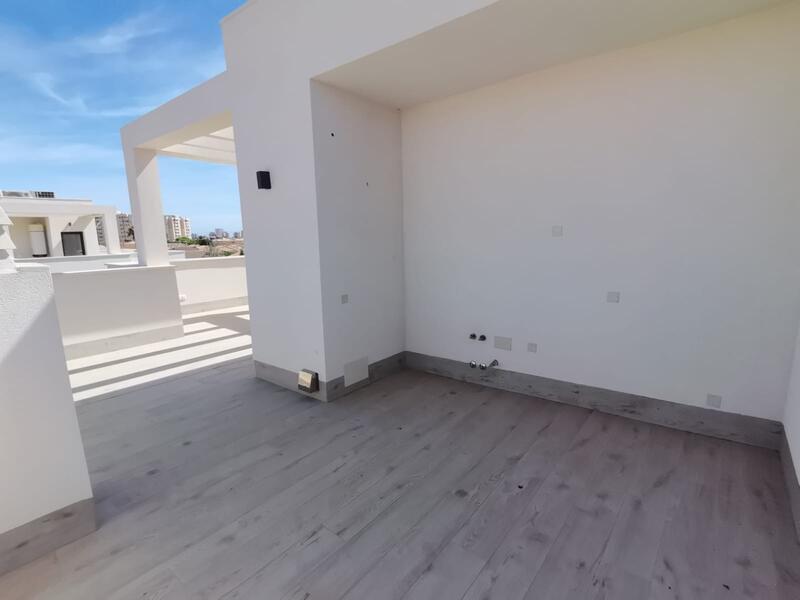 4 bedroom Villa for sale