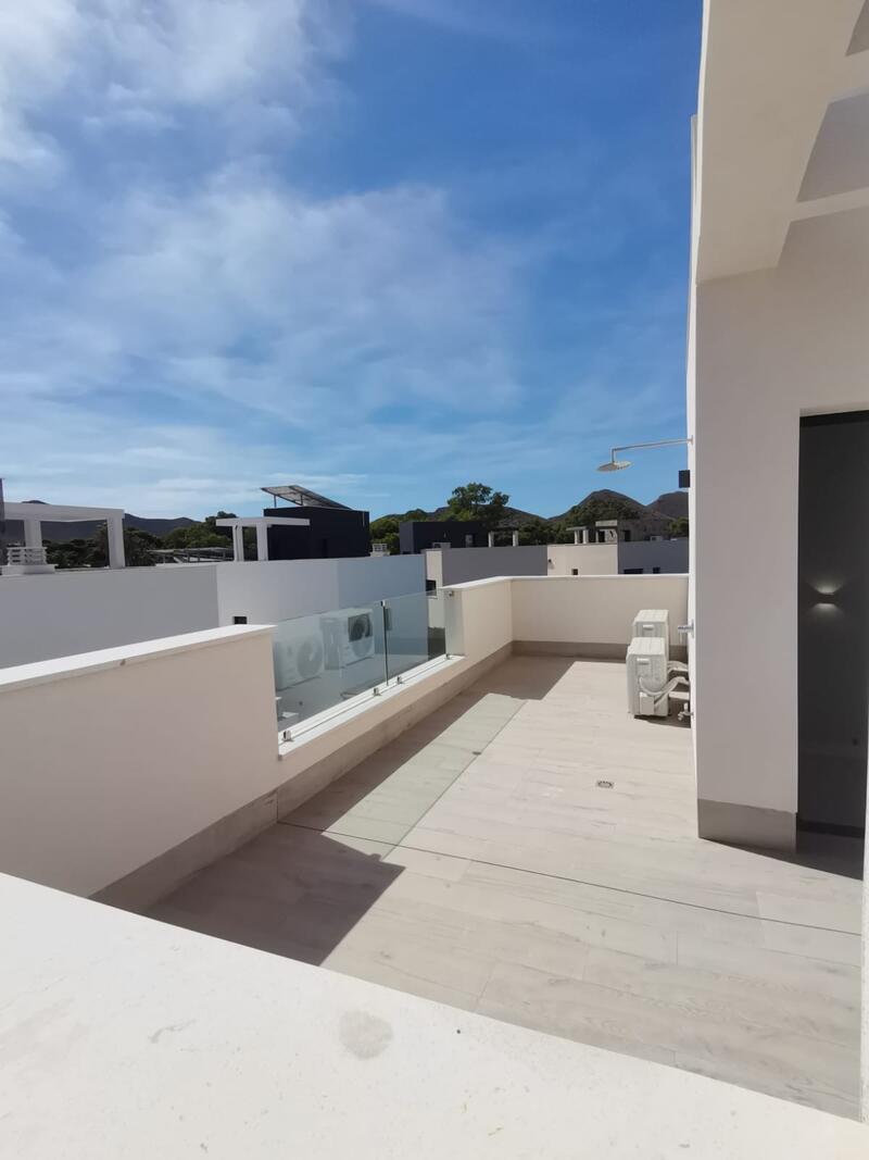 4 bedroom Villa for sale