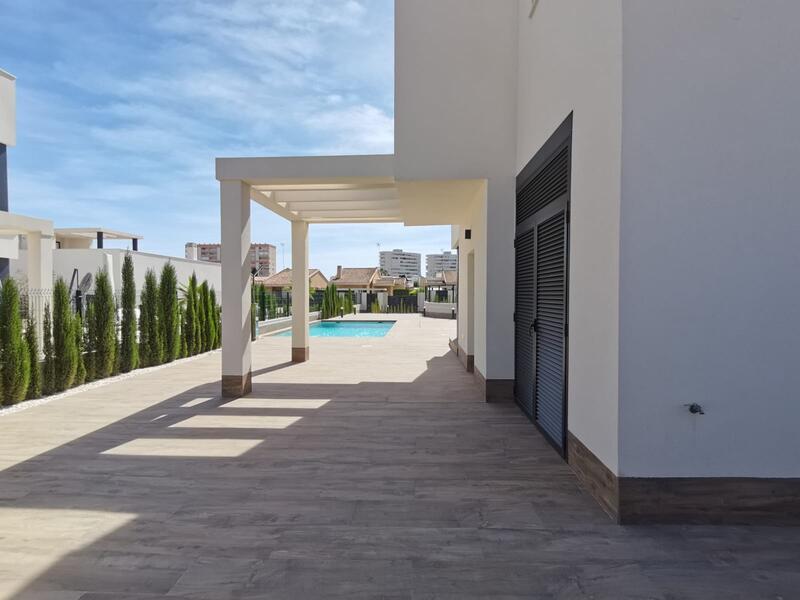 4 bedroom Villa for sale