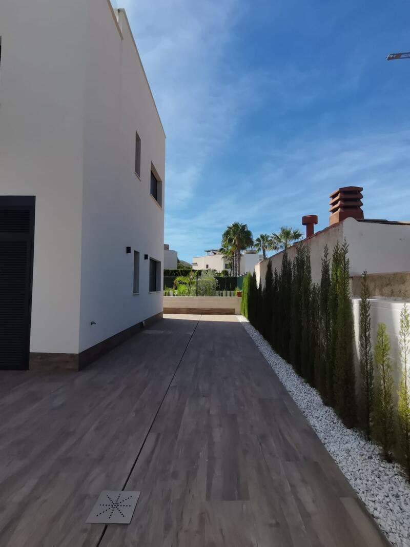 4 bedroom Villa for sale