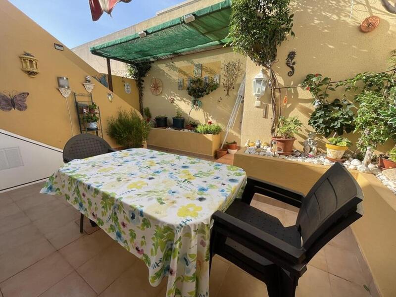 3 bedroom Townhouse for sale