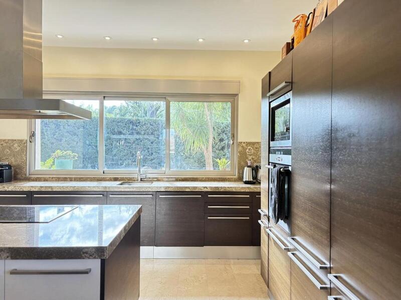 5 bedroom Villa for sale 5 bedroom Villa for sale