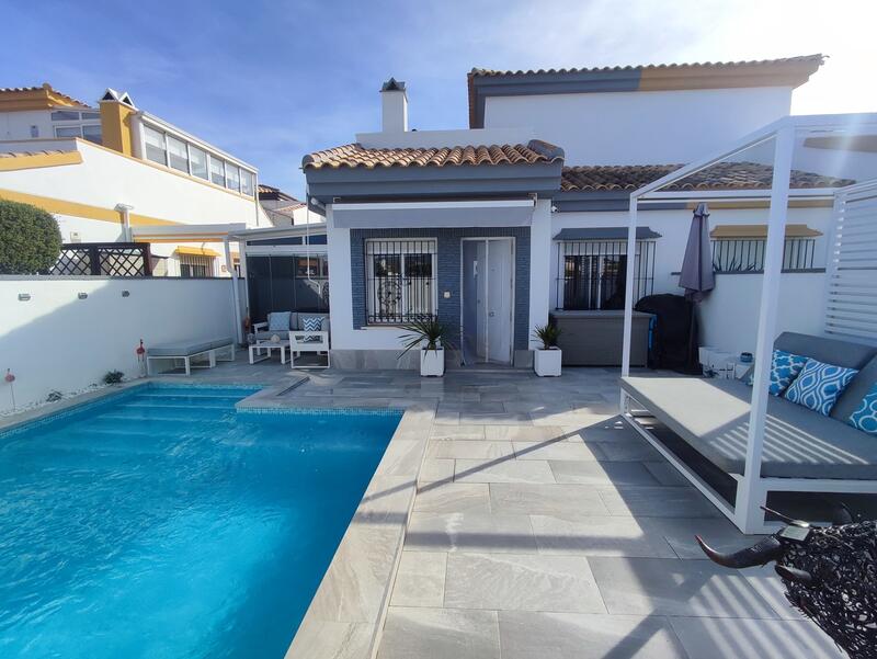 3 bedroom Villa for sale