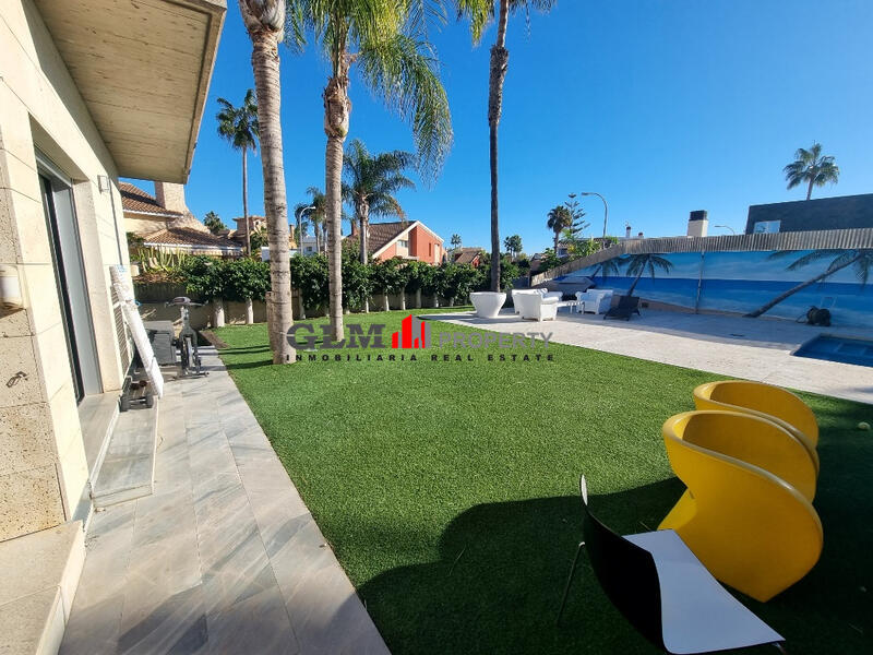 Apartamento en venta en Santiago de la Ribera, Murcia