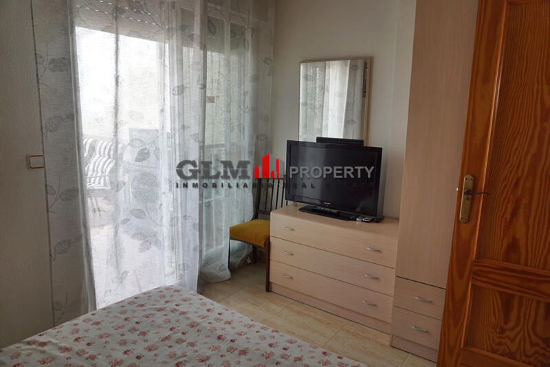 4 спальная комната квартира продается