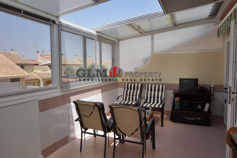 4 спальная комната квартира продается