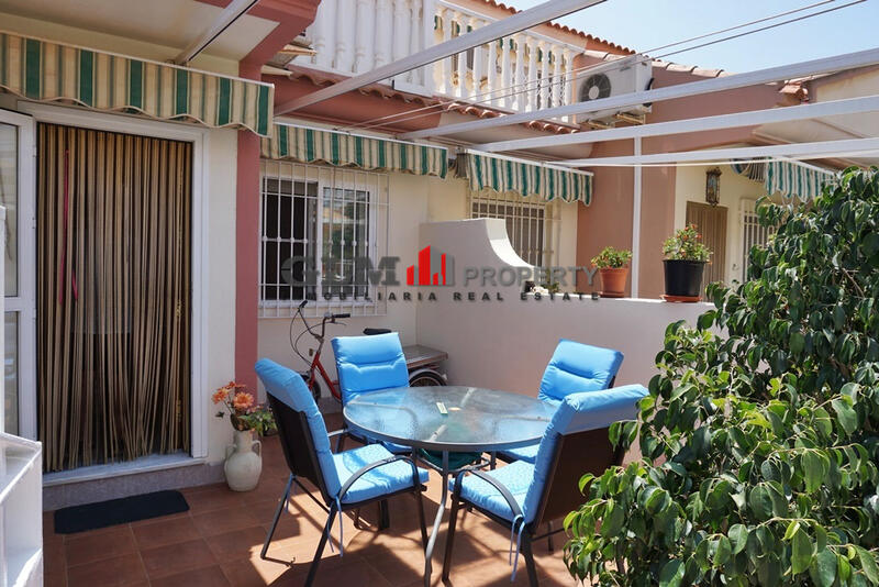 4 спальная комната квартира продается