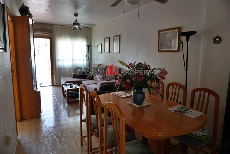 4 спальная комната квартира продается