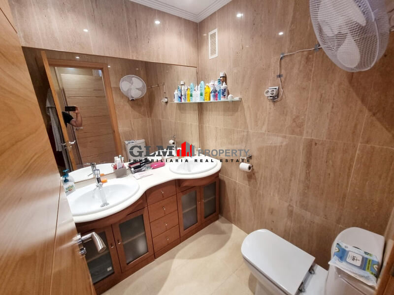 2 спальная комната квартира продается