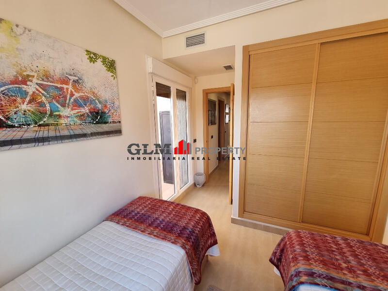 2 спальная комната квартира продается