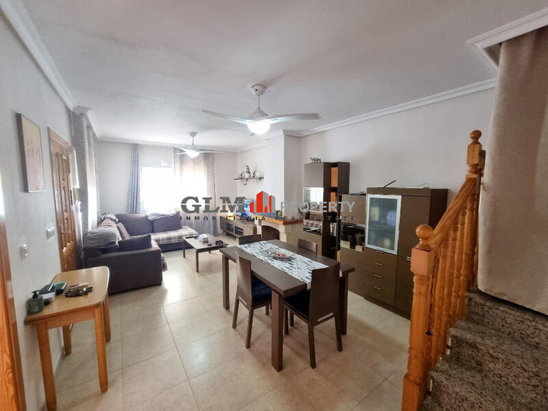 3 спальная комната квартира продается