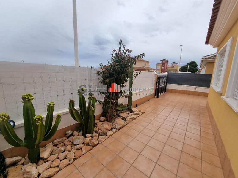 3 спальная комната квартира продается