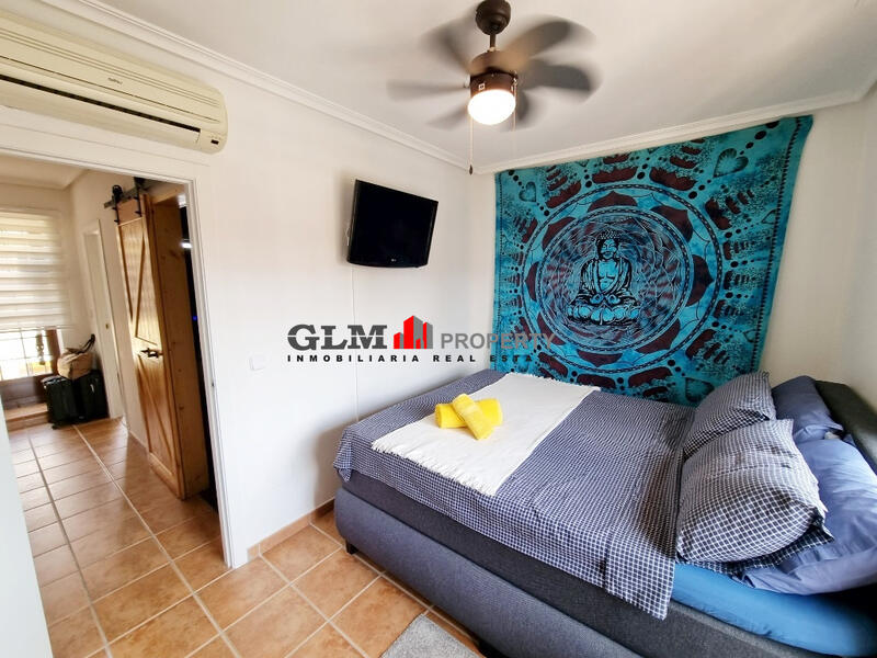 2 спальная комната квартира продается