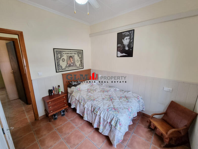 4 bedroom Apartment for sale