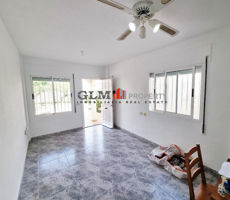 3 спальная комната квартира продается