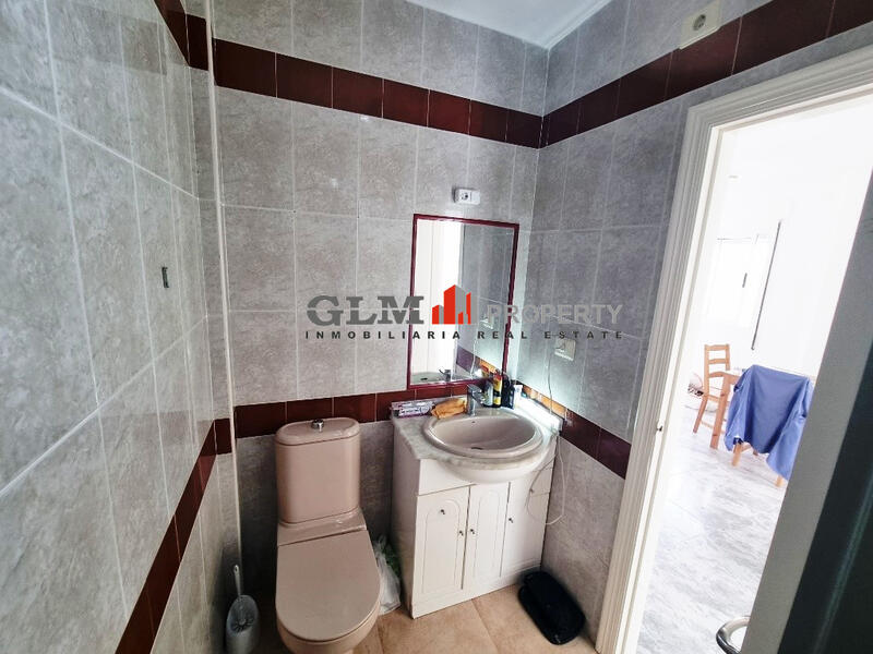 3 спальная комната квартира продается