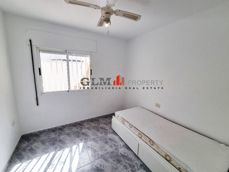 3 спальная комната квартира продается