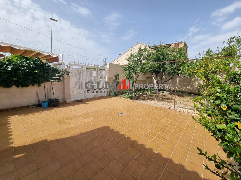 3 спальная комната квартира продается