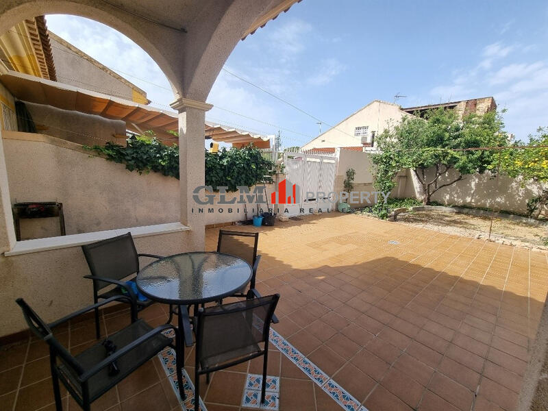 3 спальная комната квартира продается