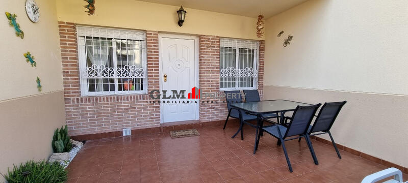 2 спальная комната квартира продается