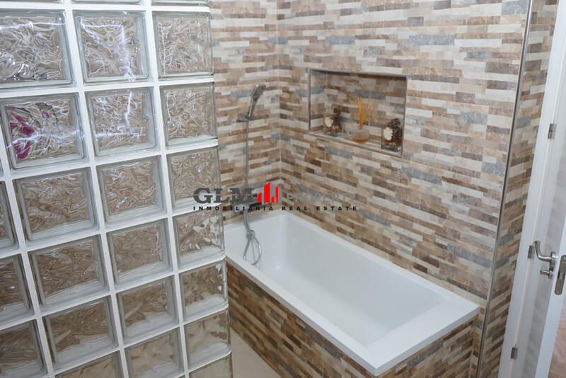 4 bedroom Apartment for sale