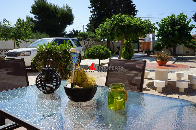 4 bedroom Apartment for sale