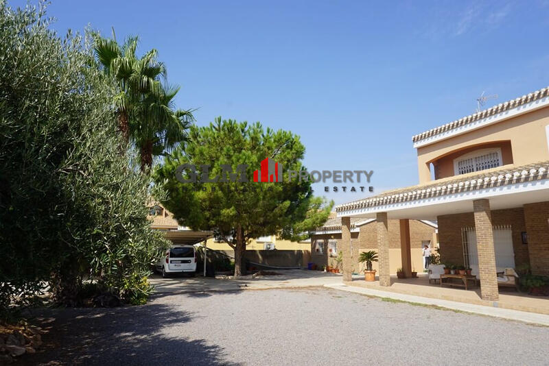 5 slaapkamer Appartement Te koop