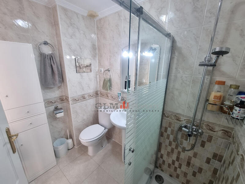 2 slaapkamer Appartement Te koop 2 slaapkamer Appartement Te koop