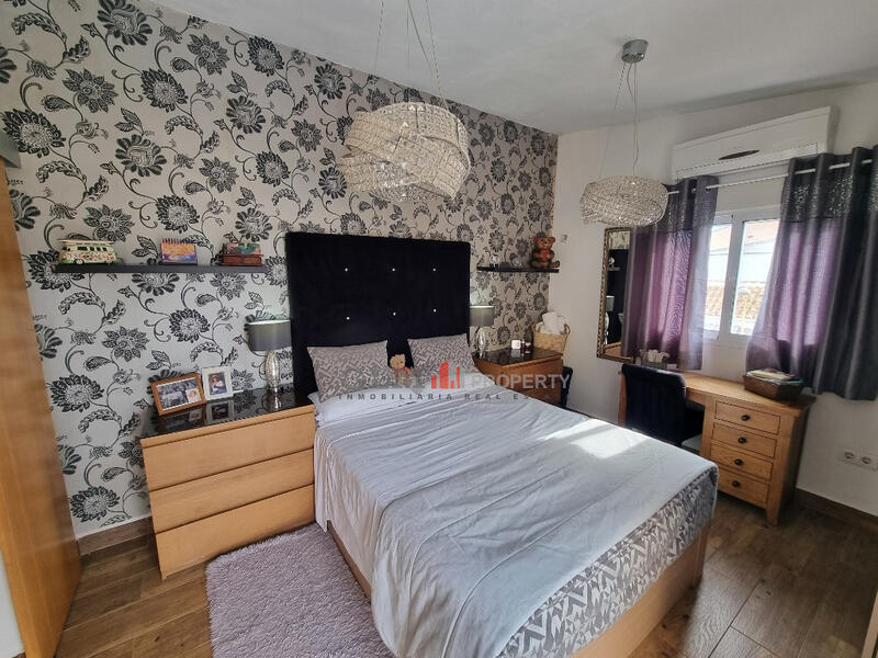 4 bedroom Apartment for sale 4 bedroom Apartment for sale