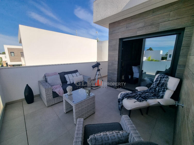 3 bedroom Apartment for sale 3 bedroom Apartment for sale