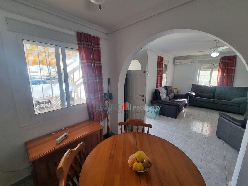 2 slaapkamer Appartement Te koop