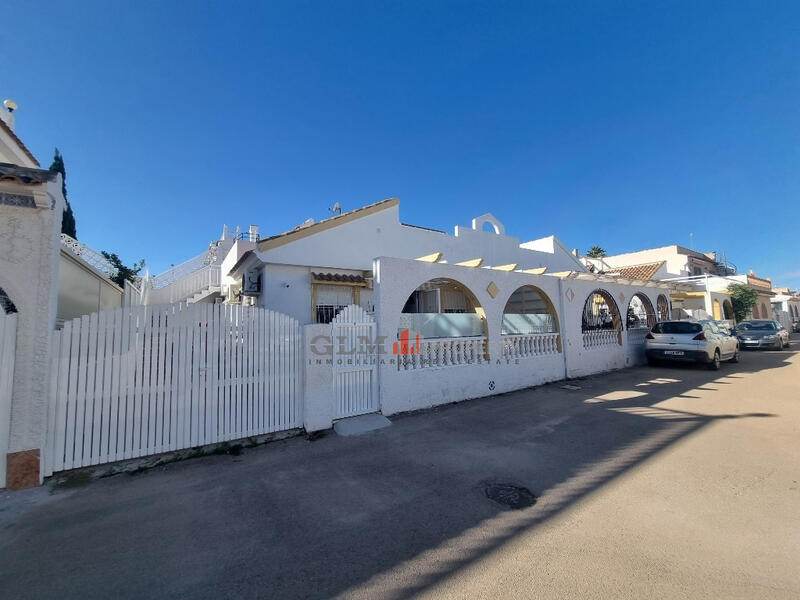 2 slaapkamer Appartement Te koop