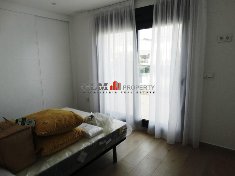 3 bedroom Apartment for sale 3 bedroom Apartment for sale