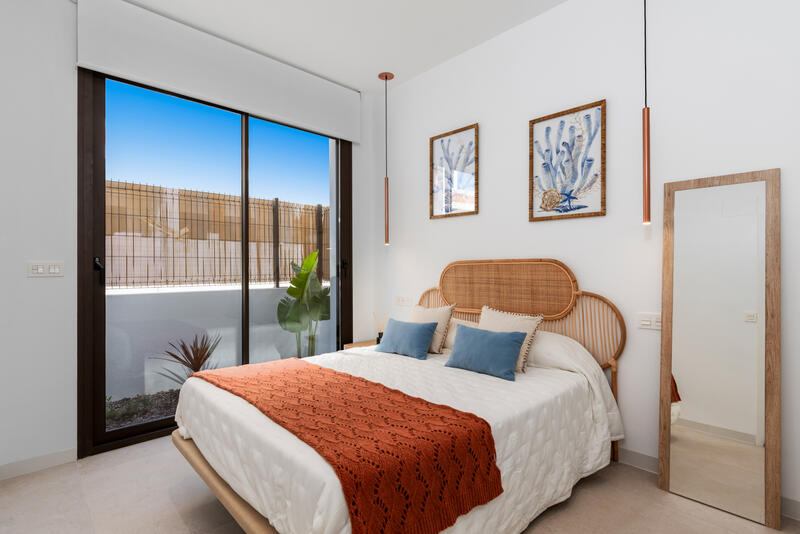 3 спальная комната квартира продается