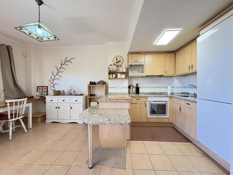 2 slaapkamer Appartement Te koop