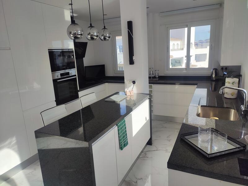 2 bedroom Apartment for sale 2 bedroom Apartment for sale