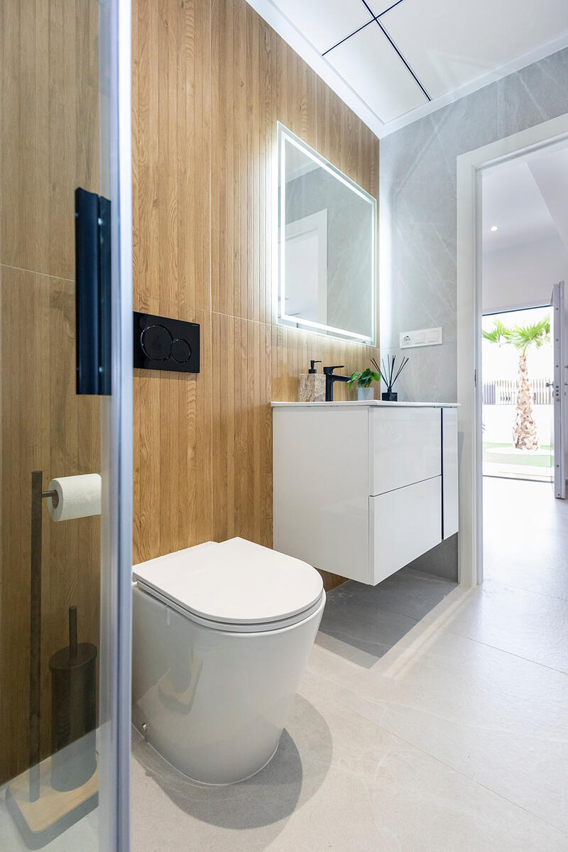 2 bedroom Townhouse for sale