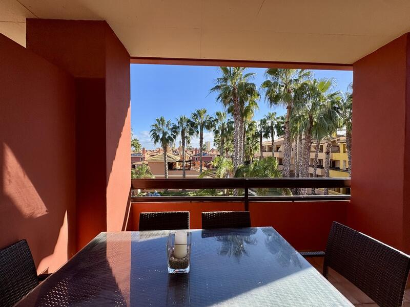 2 slaapkamer Appartement Te koop 2 slaapkamer Appartement Te koop